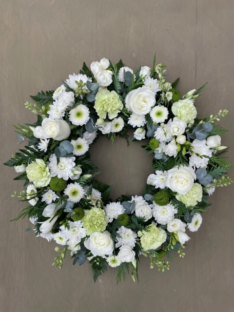 Wreath Ring Neutral